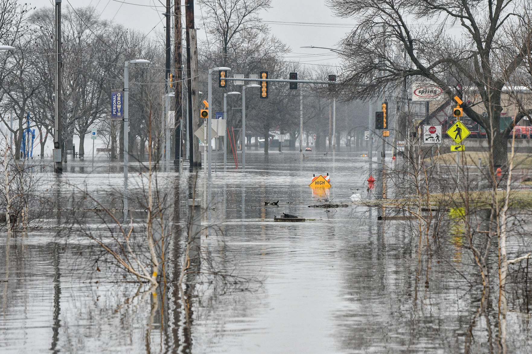 River Drive flooding in Moline
